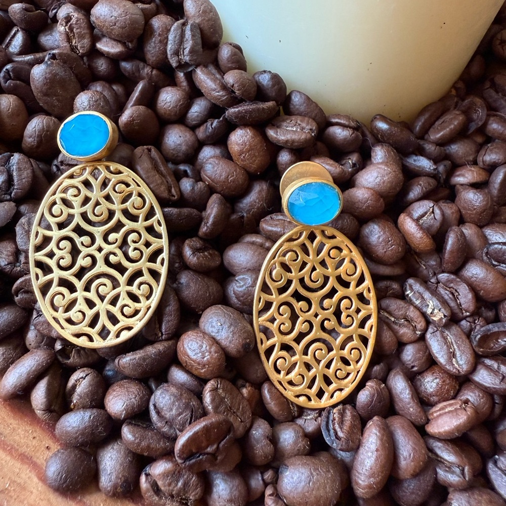 Julie Vos gold pierced earrings with dangle filigree accent